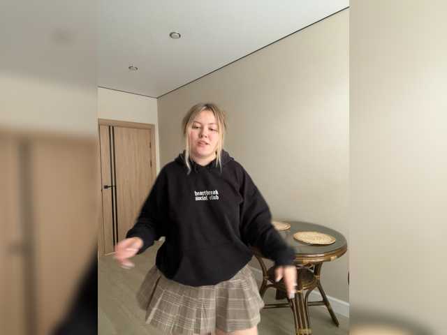 SunshineEmma live cam on BongaCams