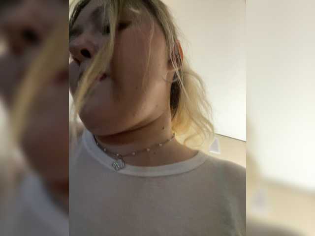 SunshineEmma live cam on BongaCams