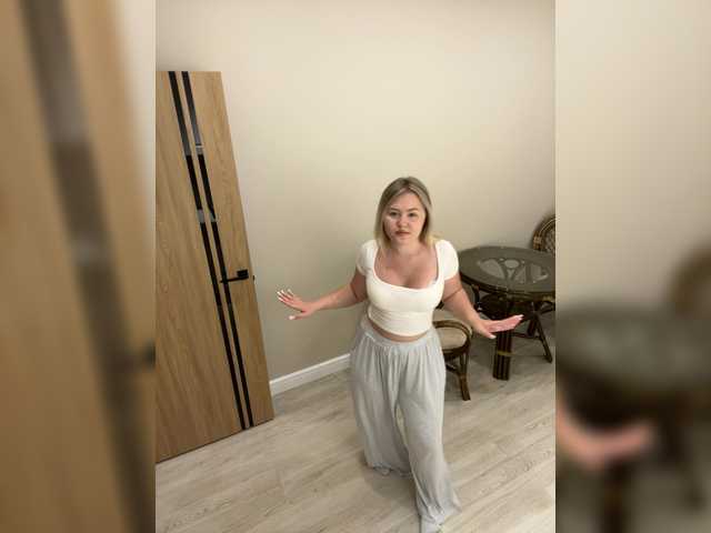 SunshineEmma live cam on BongaCams