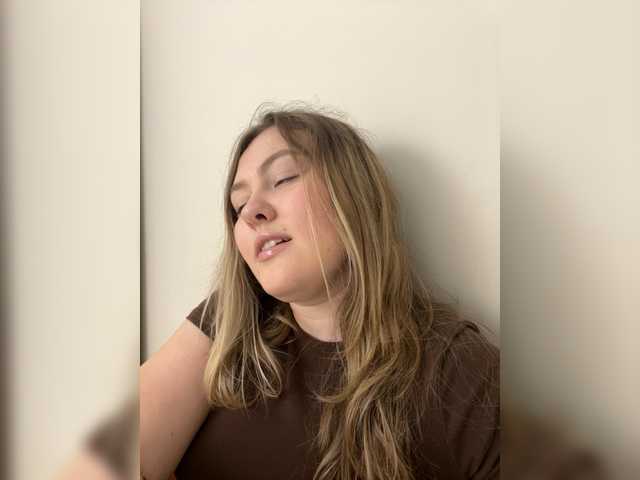 SunshineEmma live cam on BongaCams