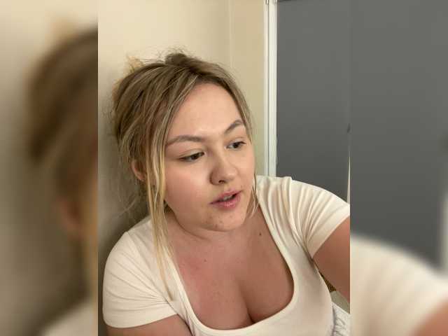 SunshineEmma live cam on BongaCams