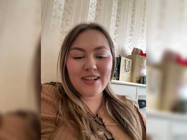 SunshineEmma's BongaCams show and profile