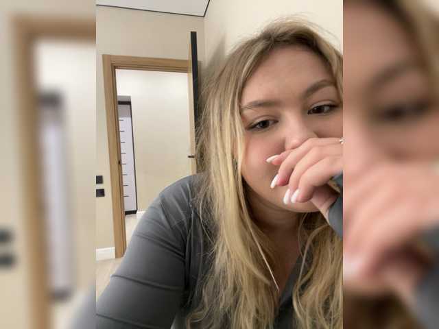 SunshineEmma live cam on BongaCams