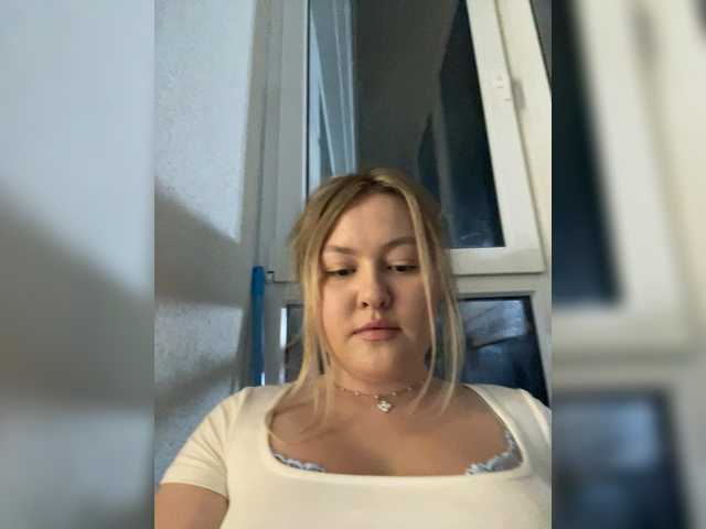 SunshineEmma live cam on BongaCams