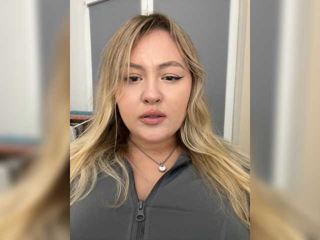 SunshineEmma live cam on BongaCams