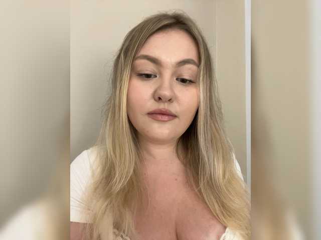 SunshineEmma live cam on BongaCams