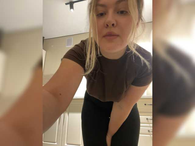 SunshineEmma live cam on BongaCams