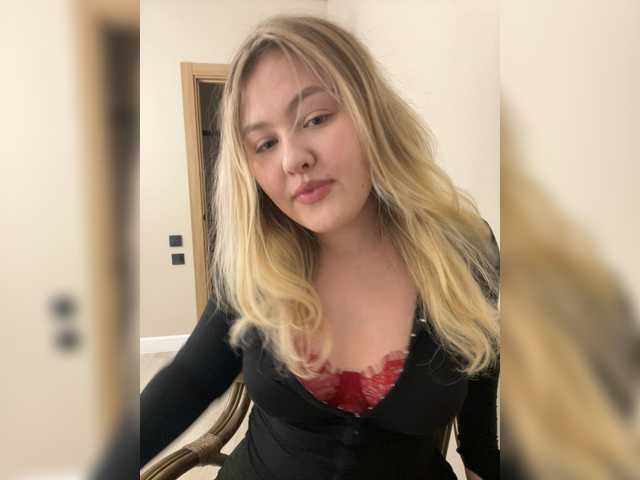 SunshineEmma live cam on BongaCams