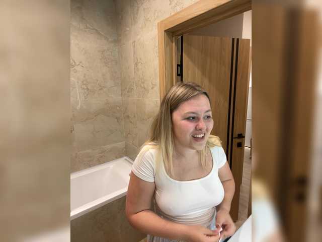 SunshineEmma live cam on BongaCams