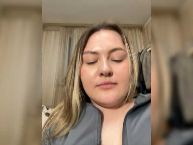 SunshineEmma's BongaCams show and profile