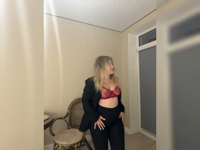 SunshineEmma live cam on BongaCams