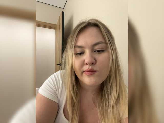 SunshineEmma live cam on BongaCams