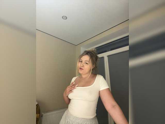 SunshineEmma live cam on BongaCams