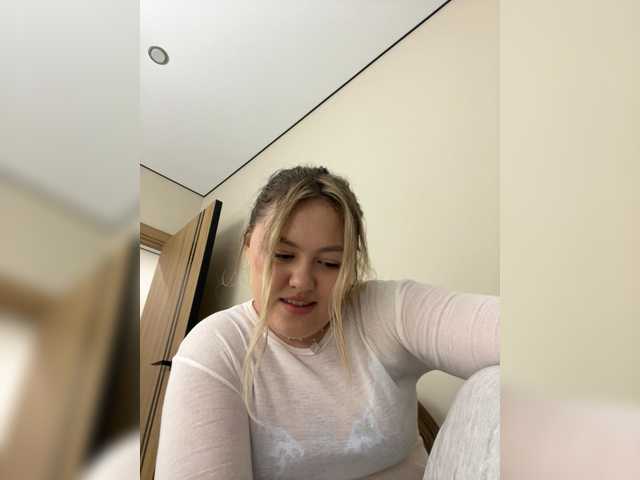 SunshineEmma live cam on BongaCams