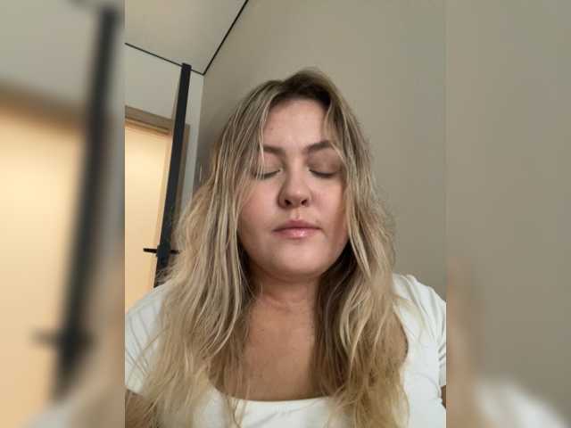 SunshineEmma live cam on BongaCams