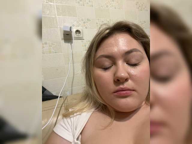 SunshineEmma live cam on BongaCams