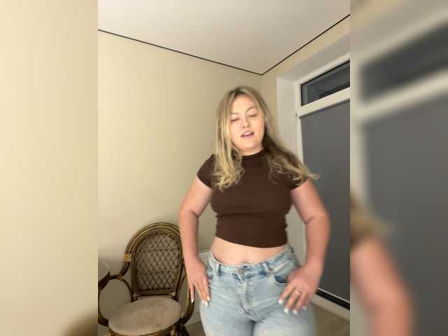 SunshineEmma live cam on BongaCams