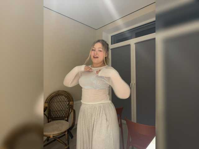 SunshineEmma live cam on BongaCams