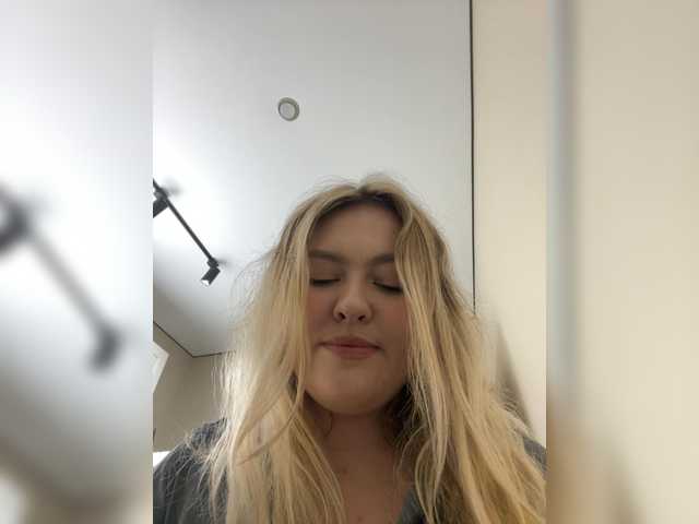 SunshineEmma live cam on BongaCams