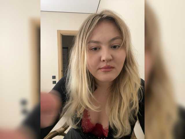 SunshineEmma live cam on BongaCams
