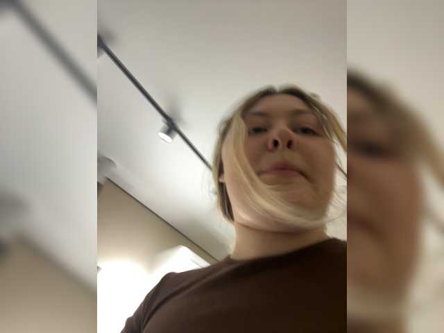 SunshineEmma live cam on BongaCams