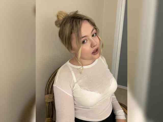 Model: SunshineEmma