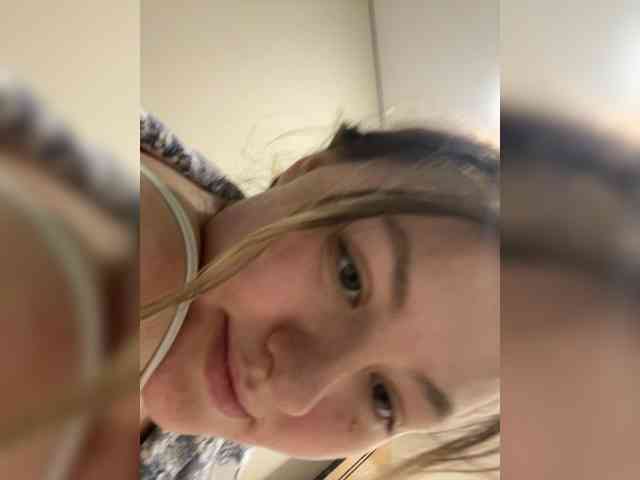 SunshineEmma webcam
