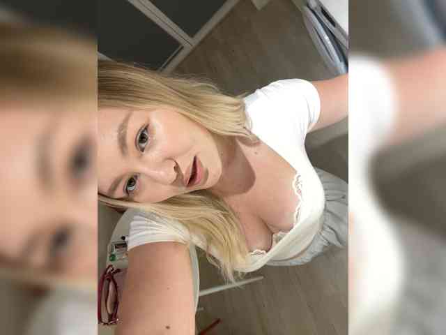 SunshineEmma webcam