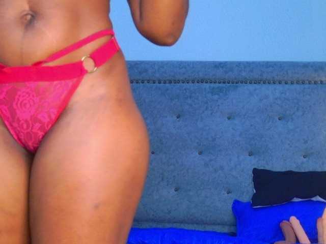 TinnaTaylor live cam on BongaCams