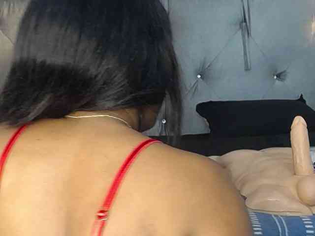 Modelo: TinnaTaylor