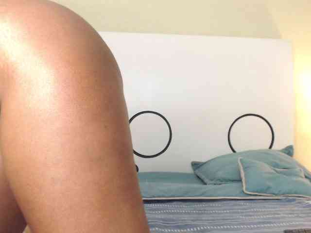TinnaTaylor webcam