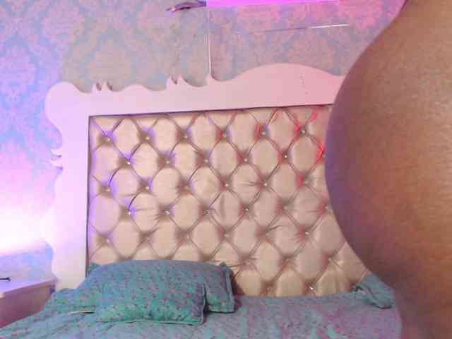 TinnaTaylor webcam