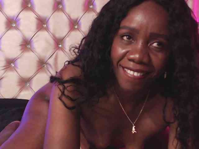 TinnaTaylor webcam