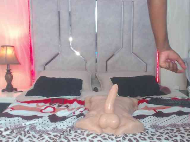 TinnaTaylor webcam