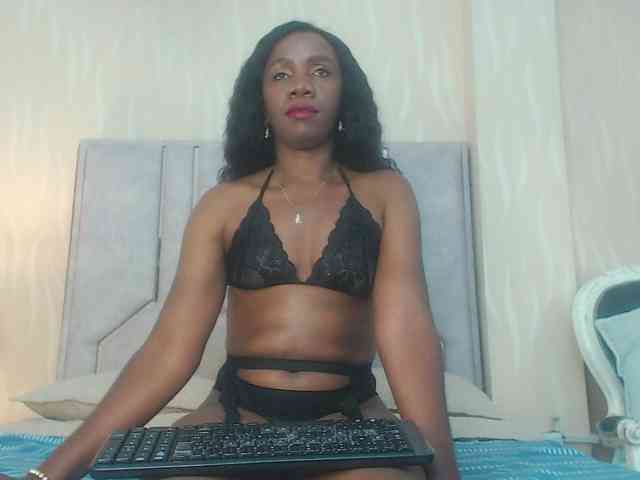 TinnaTaylor webcam