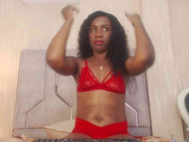 TinnaTaylor webcam