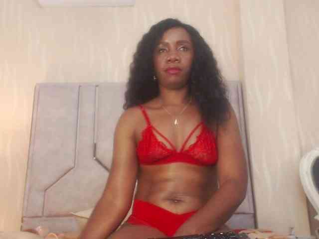 TinnaTaylor webcam
