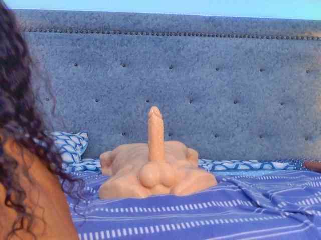TinnaTaylor webcam