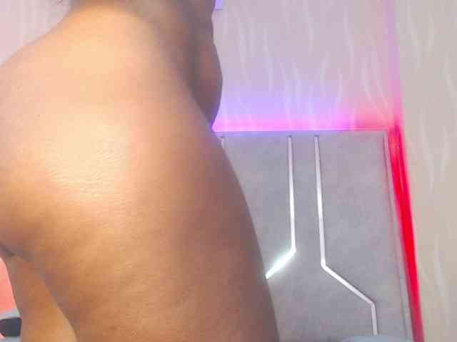 TinnaTaylor webcam