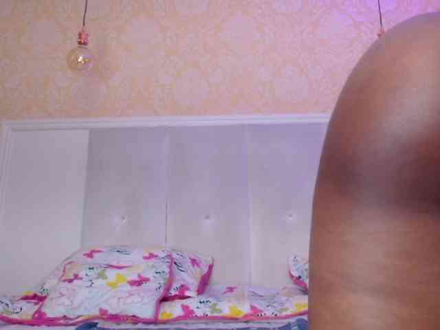 TinnaTaylor webcam