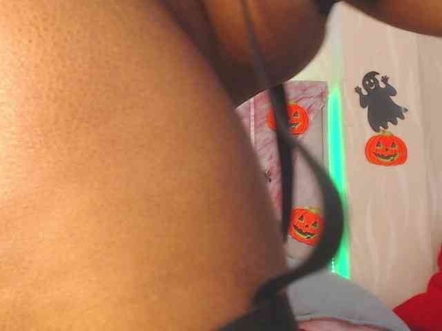TinnaTaylor webcam