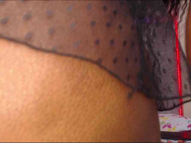 TinnaTaylor webcam