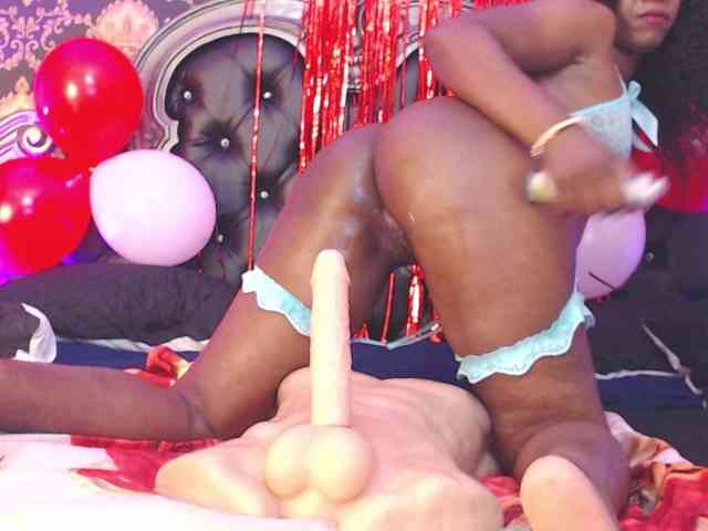 TinnaTaylor webcam
