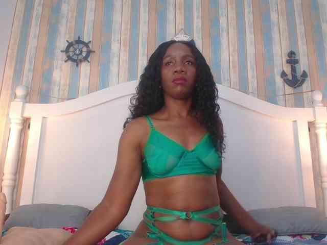 TinnaTaylor webcam
