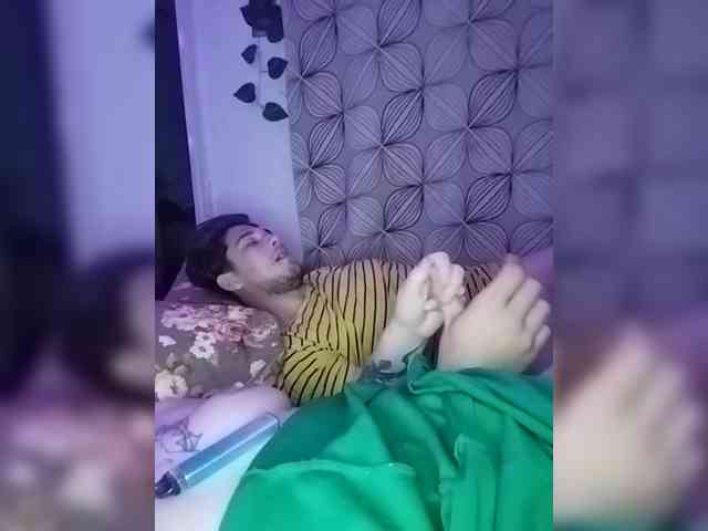 pryttykitty Sex Cam Show