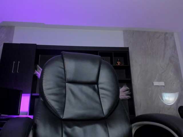 KatieNolanX live cam on BongaCams