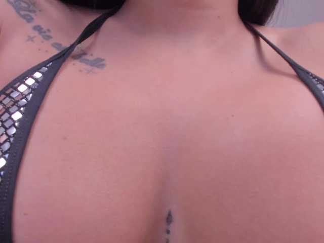 KatieNolanX live cam on BongaCams