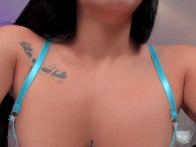 KatieNolanX live cam on BongaCams