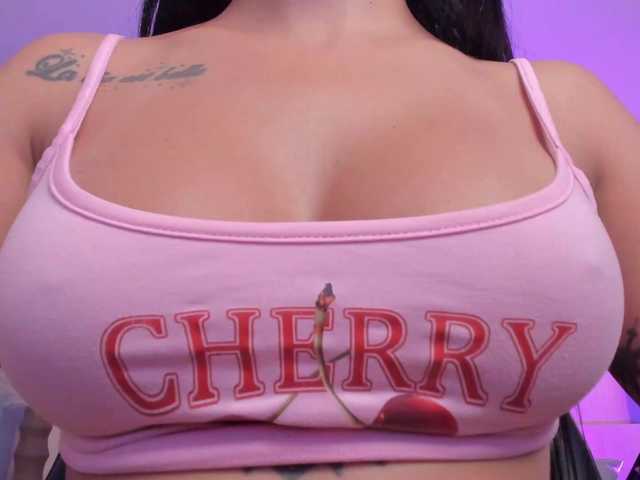 KatieNolanX's BongaCams show and profile