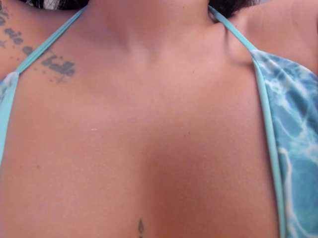 KatieNolanX's BongaCams show and profile